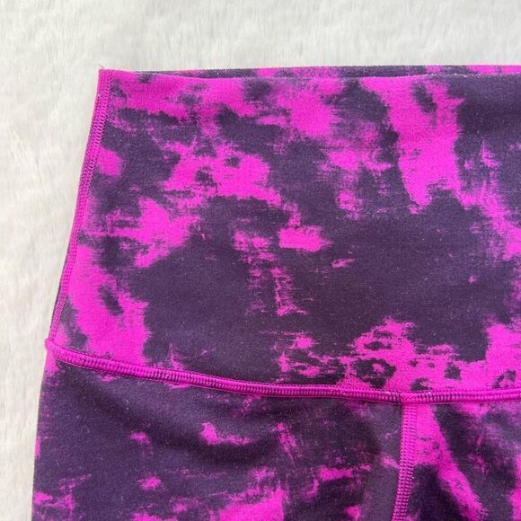 Lululemon Boogie Short *Full-On Luon (Roll Down) Bike Shorts Purple size 4 - Picture 4 of 9